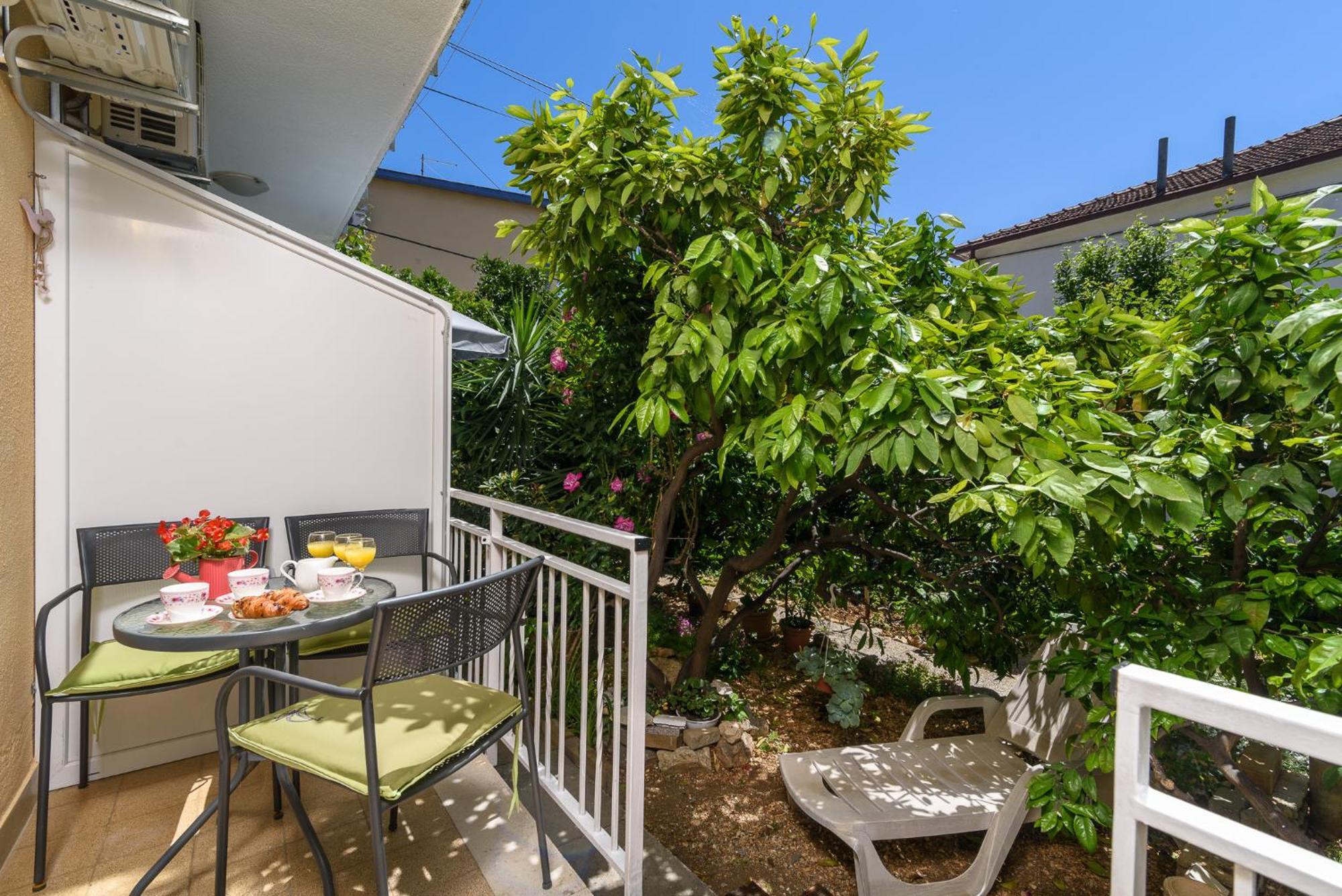 Apartments Mare โตรกีร์ ภายนอก รูปภาพ