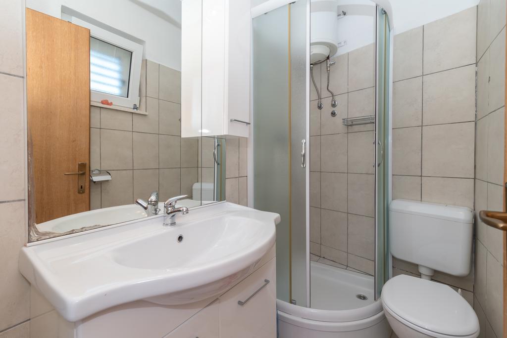 Apartments Mare โตรกีร์ ภายนอก รูปภาพ